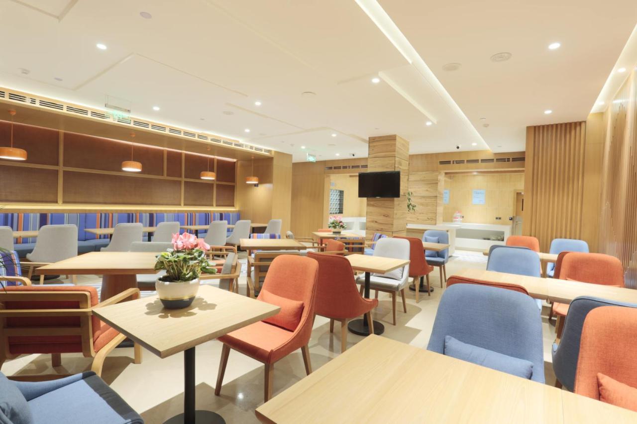 Holiday Inn Express Jiuzhaigou,Only 600 Meters To Jiuzhaigou Park By Ihg المظهر الخارجي الصورة